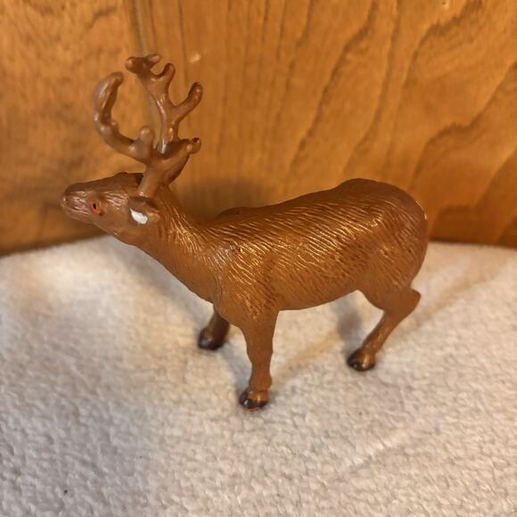 Reindeer Caribou Animal Figurine 2005 - Picture 3 of 4